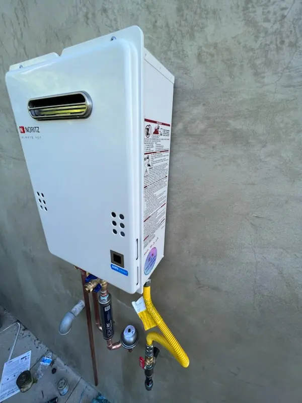 Tankless water heater installation for Crescentville homes